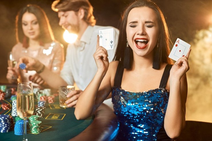 Layar permainan kasino langsung suksestoto menampilkan dealer dealer roulette dan statistik taruhan real-time
